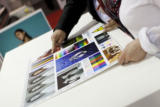 1406732446833663 [640x480]